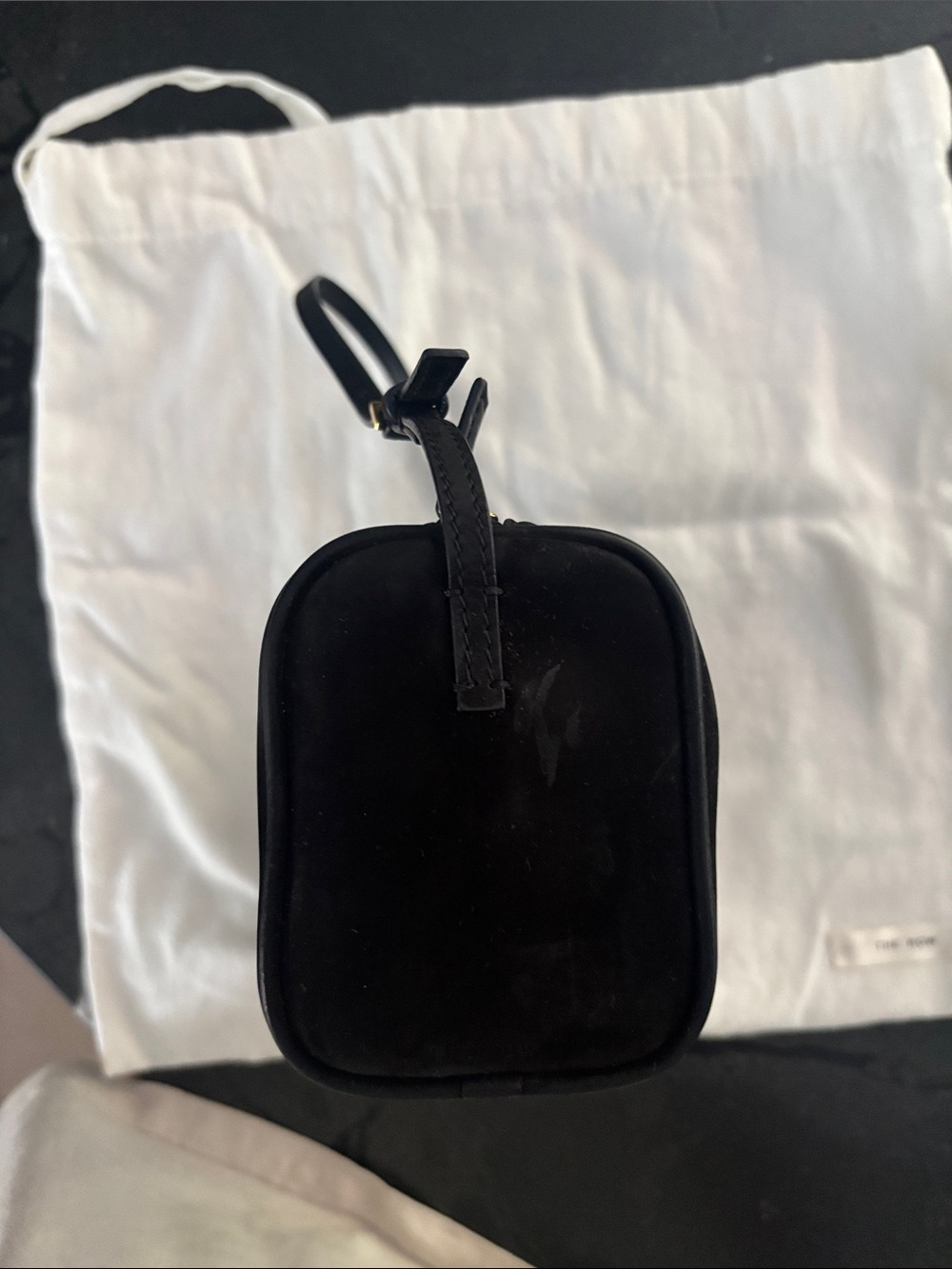 The Row 90’s bag in black suede - Picture 8 of 10